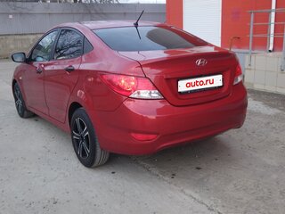 2011 Hyundai Solaris I, красный, 735000 рублей, вид 4