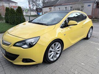 2013 Opel Astra GTC J Рестайлинг, жёлтый, 610000 рублей, вид 3