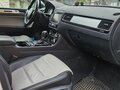 2017 Volkswagen Touareg II Рестайлинг, белый - вид 2