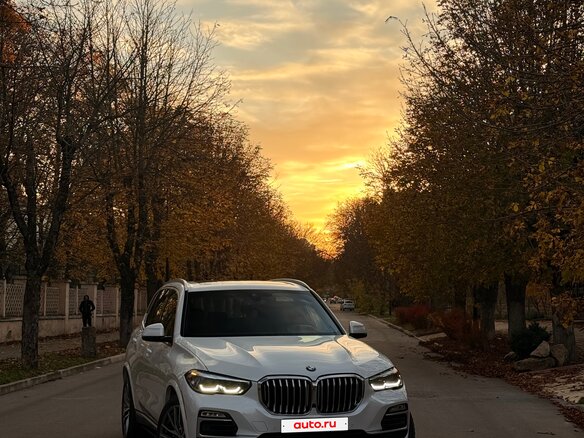 2019 BMW X5 40i IV (G05/G18), белый, 6250000 рублей - вид 6