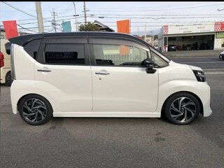 2022 Daihatsu Move VI Рестайлинг, белый, 810000 рублей, вид 4