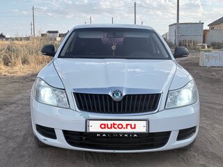 2012 Skoda Octavia II (A5) Рестайлинг, белый, 850000 рублей, вид 3