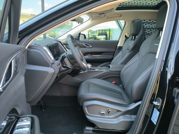 2025 Hongqi HS3, чёрный - вид 22