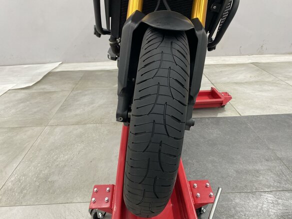 2015 Yamaha MT-09 Tracer (FJ-09), чёрный, 679000 рублей - вид 10