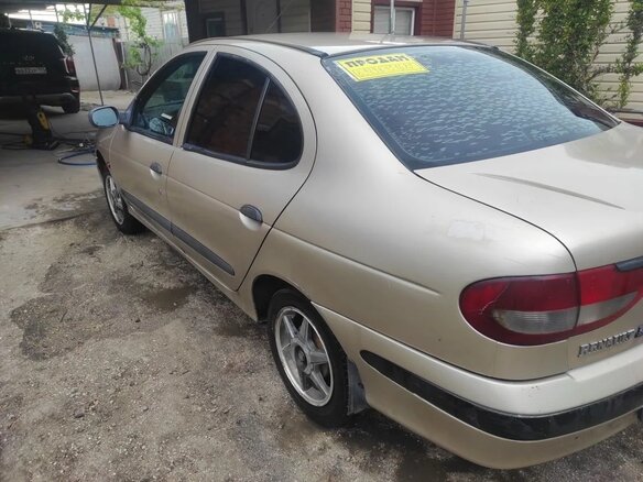 2000 Renault Megane I Рестайлинг, бежевый, 230000 рублей - вид 8