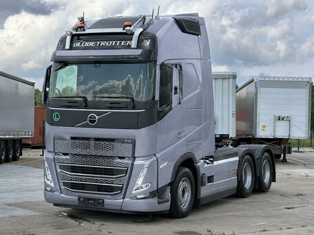 2026 Volvo FH, серебристый, 22793880 рублей, вид 2