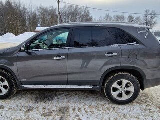 2013 Kia Sorento II Рестайлинг, серый, 1800000 рублей, вид 3