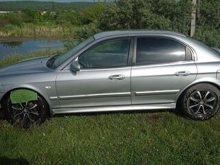 2008 Hyundai Sonata ТагАЗ IV (EF) Рестайлинг, серебристый, 500000 рублей, вид 4