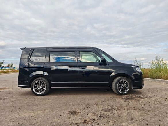 2023 Honda Stepwgn Spada VI, чёрный, 3550000 рублей - вид 1