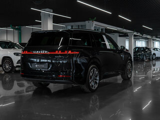 2025 Lynk & Co 900, чёрный, 8000000 рублей, вид 5