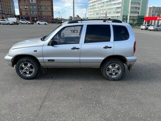 2005 Chevrolet Niva I, серебристый, 350000 рублей, вид 4