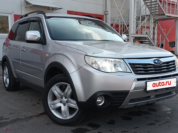 2010 Subaru Forester III, серый, 1200000 рублей