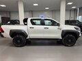 2025 Toyota Hilux VIII Рестайлинг 2, белый, 7290000 рублей - вид 5