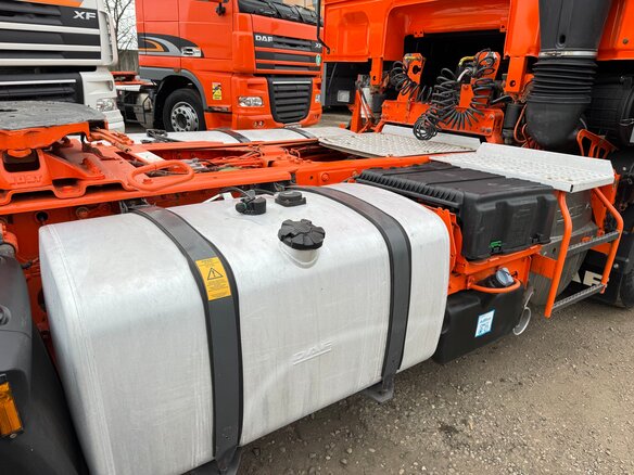2013 DAF XF 105, оранжевый, 2350000 рублей - вид 11