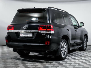 2017 Toyota Land Cruiser 200 Series Рестайлинг 2, чёрный, 5898000 рублей, вид 5