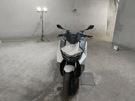 2019 BMW C 400 GT, белый, 799000 рублей, вид 3
