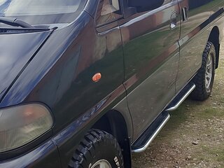 1995 Mitsubishi Delica IV, чёрный, 1500000 рублей, вид 4