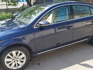2011 Volkswagen Passat B7, синий, 1250000 рублей, вид 2