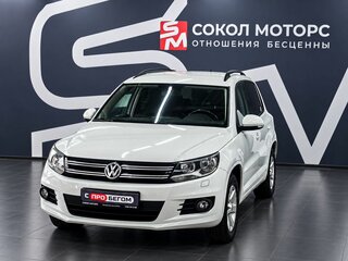 2013 Volkswagen Tiguan I Рестайлинг, белый, 1169900 рублей, вид 4