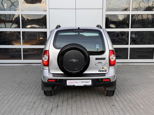2013 Chevrolet Niva I Рестайлинг, серебристый - вид 5