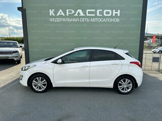 2014 Hyundai i30 II, белый, 895000 рублей, вид 3