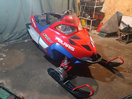 2005 Polaris 900 Fusion, красный, 550000 рублей, вид 4