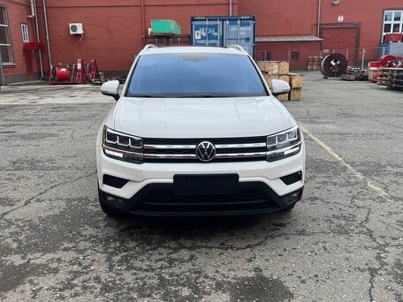 Volkswagen Tharu I