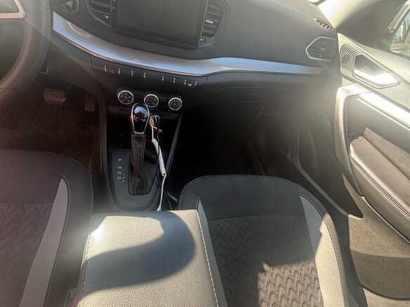 2024 Lada (ВАЗ) Vesta SW I Рестайлинг (NG), чёрный, 1250000 рублей - вид 12