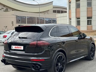 2011 Porsche Cayenne S II (958), чёрный, 2200000 рублей, вид 3