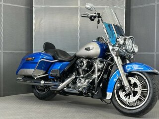 2018 Harley-Davidson Road King, синий, 1549000 рублей, вид 2