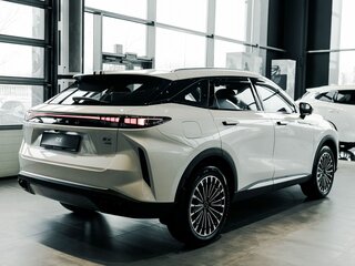 2025 Exeed RX, белый, 3928600 рублей, вид 5