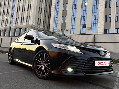 2021 Toyota Camry VIII (XV70) Рестайлинг, чёрный, 3130000 рублей, вид 4