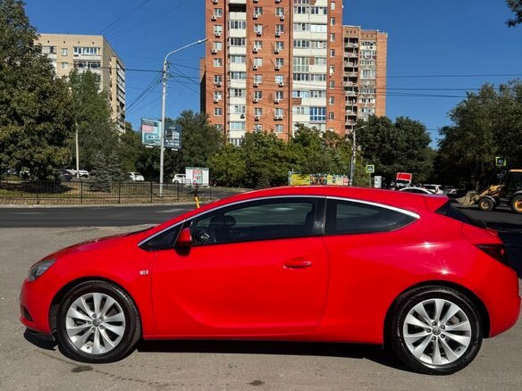 2013 Opel Astra GTC J Рестайлинг, красный, 1170000 рублей - вид 6