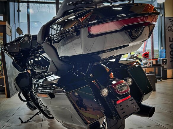 2026 Harley-Davidson Road Glide Limited, чёрный, 4550000 рублей - вид 9