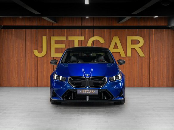 2026 BMW M5 VII (G90), синий, 22800000 рублей - вид 5