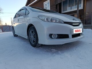 2012 Toyota Wish II Рестайлинг, белый, 1550000 рублей, вид 2