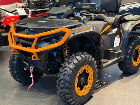 2026 BRP Can-Am Outlander Max XT-P 1000R, оранжевый, 2890000 рублей, вид 4