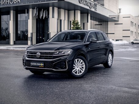 2025 Volkswagen Touareg III Рестайлинг, чёрный, 8190000 рублей, вид 1