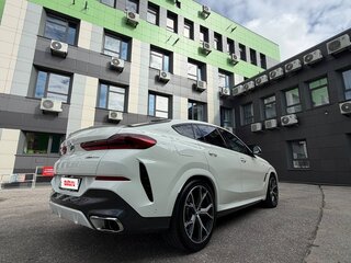 2024 BMW X6 30d III (G06) Рестайлинг, белый, 12950000 рублей, вид 4