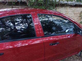 2008 Chevrolet Aveo I Рестайлинг, красный, 500000 рублей, вид 3