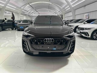 2026 Audi Q5 L III (GU), чёрный, 6730000 рублей, вид 2