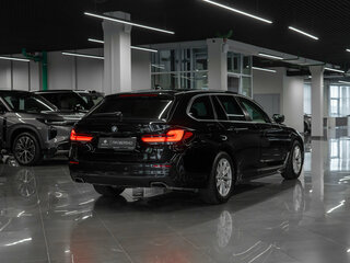 2022 BMW 5 серии 520i VII (G30/G31/G38) Рестайлинг, чёрный, 3250000 рублей, вид 5