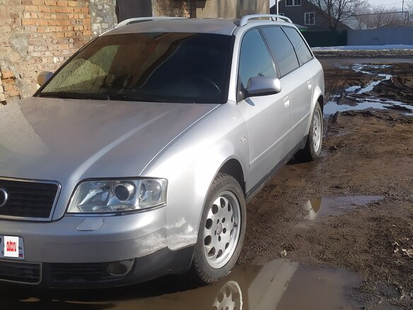 2002 Audi A6 II (C5) Рестайлинг, серебристый, 365000 рублей