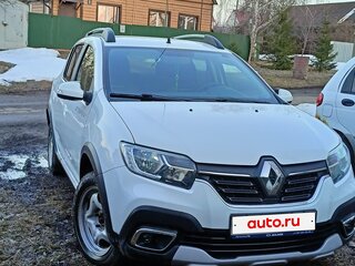 2020 Renault Sandero Stepway II Рестайлинг, белый, 1199000 рублей, вид 2
