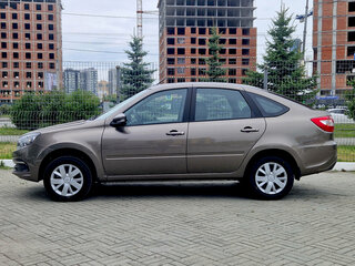 2026 Lada (ВАЗ) Granta I Рестайлинг, коричневый, 1037000 рублей, вид 2