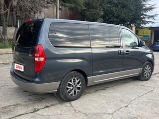 2020 Hyundai H-1 II Рестайлинг 2, серый, 3300000 рублей, вид 4