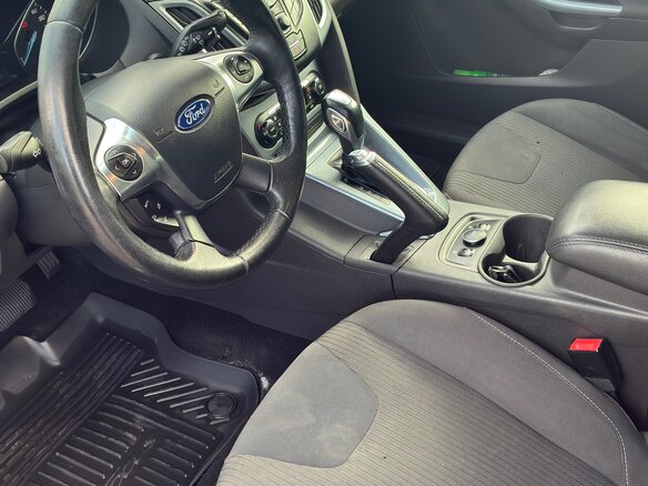 2014 Ford Focus III, чёрный - вид 9