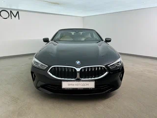 2020 BMW 8 серии 840i xDrive II (G14/G15/G16), чёрный, 7850000 рублей, вид 3