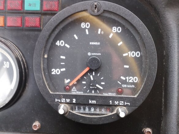 2009 КАвЗ 4238, белый, 1100000 рублей - вид 13