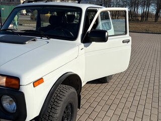 2024 Lada (ВАЗ) Niva Legend Bronto I, белый, 1050000 рублей, вид 3